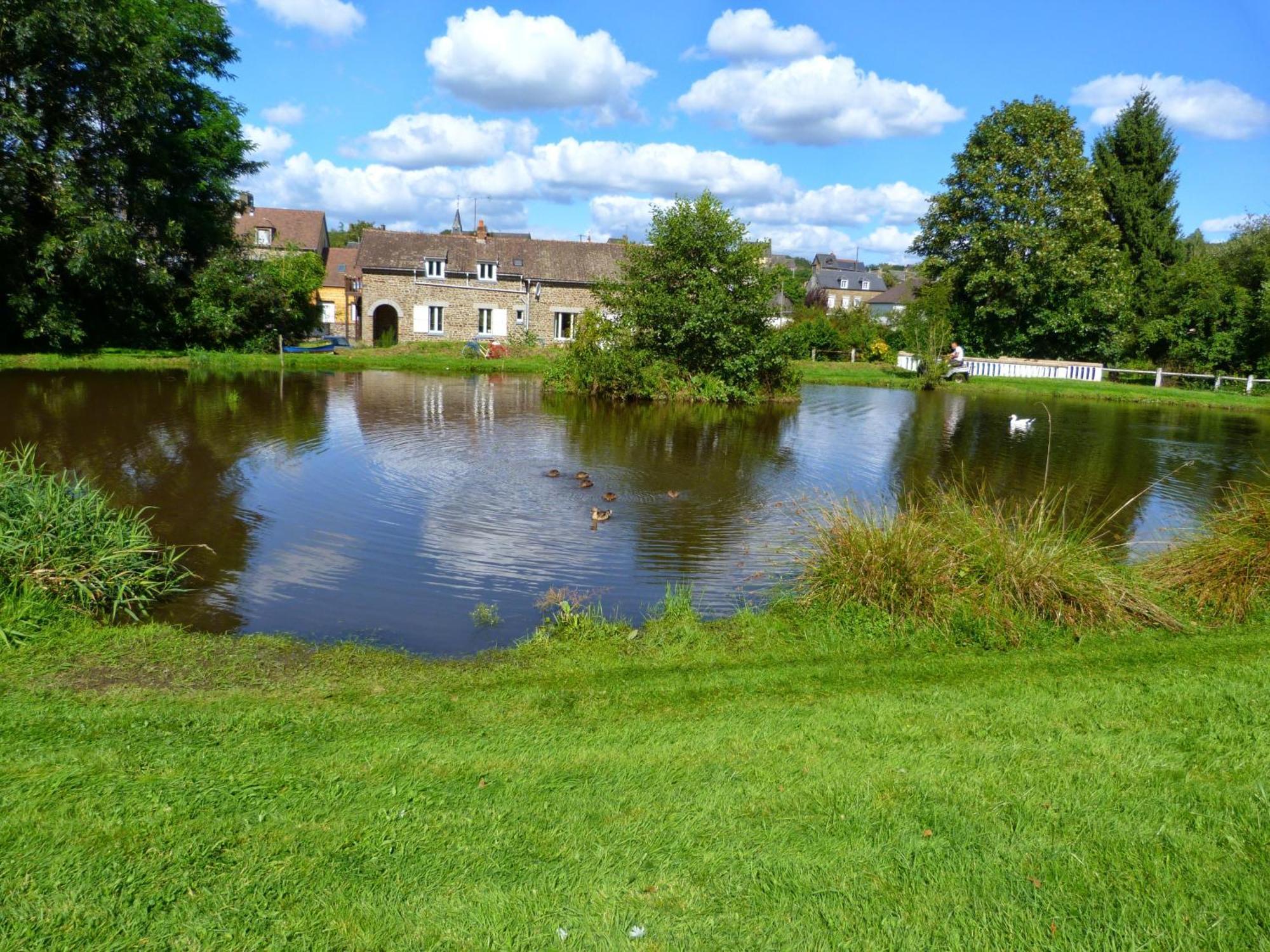 Chateau Anaselle Condé-sur-Noireau Exteriör bild